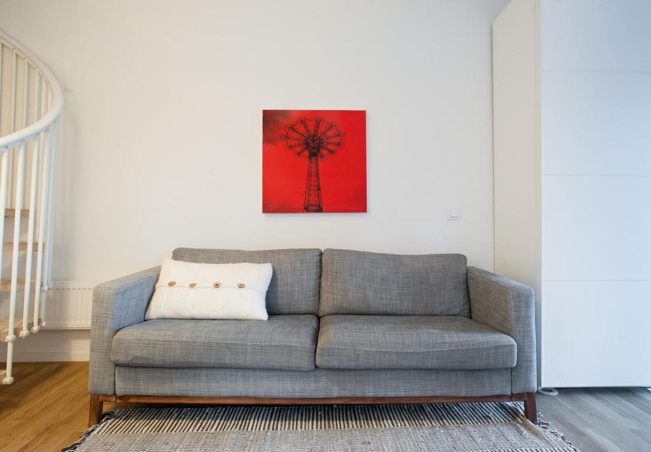 Townhouse On Arlanda Stockholm Metro Line - Easy Checkin Villa Sollentuna Exteriör bild