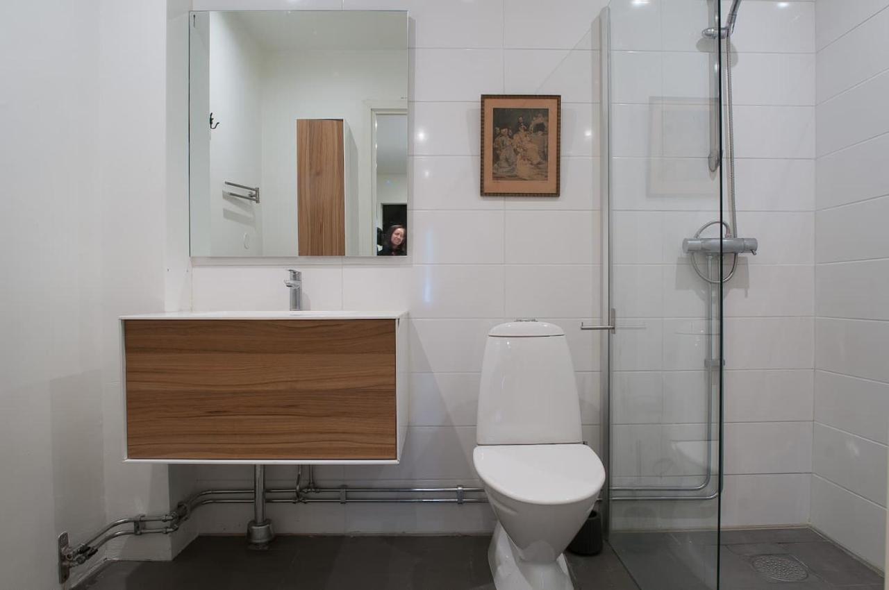 Townhouse On Arlanda Stockholm Metro Line - Easy Checkin Villa Sollentuna Exteriör bild
