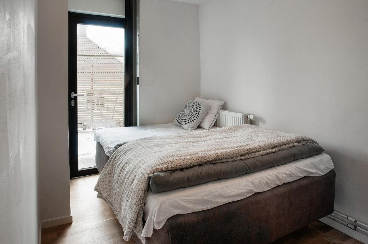 Townhouse On Arlanda Stockholm Metro Line - Easy Checkin Villa Sollentuna Exteriör bild